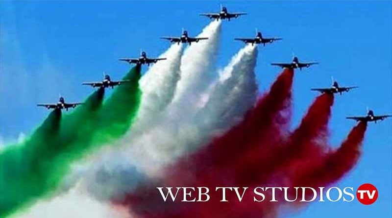 Frecce tricolori nel cielo di Roma per la festa dell’Aeronautica Militare