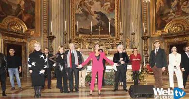 Claudia Conte presenta “Natale 2020 Gesù nasce lo stesso”