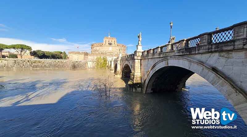 Lungo il Tevere Roma