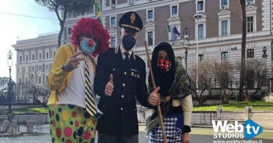 Arriva la Befana della Polizia di Stato Per i Piccoli Ricoverati Al Policlinico Gemelli